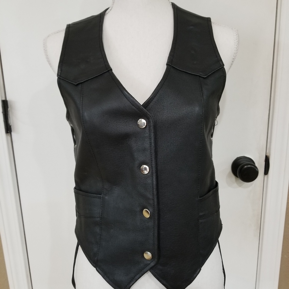 Leather Biker vest, interior pockets, side lacing